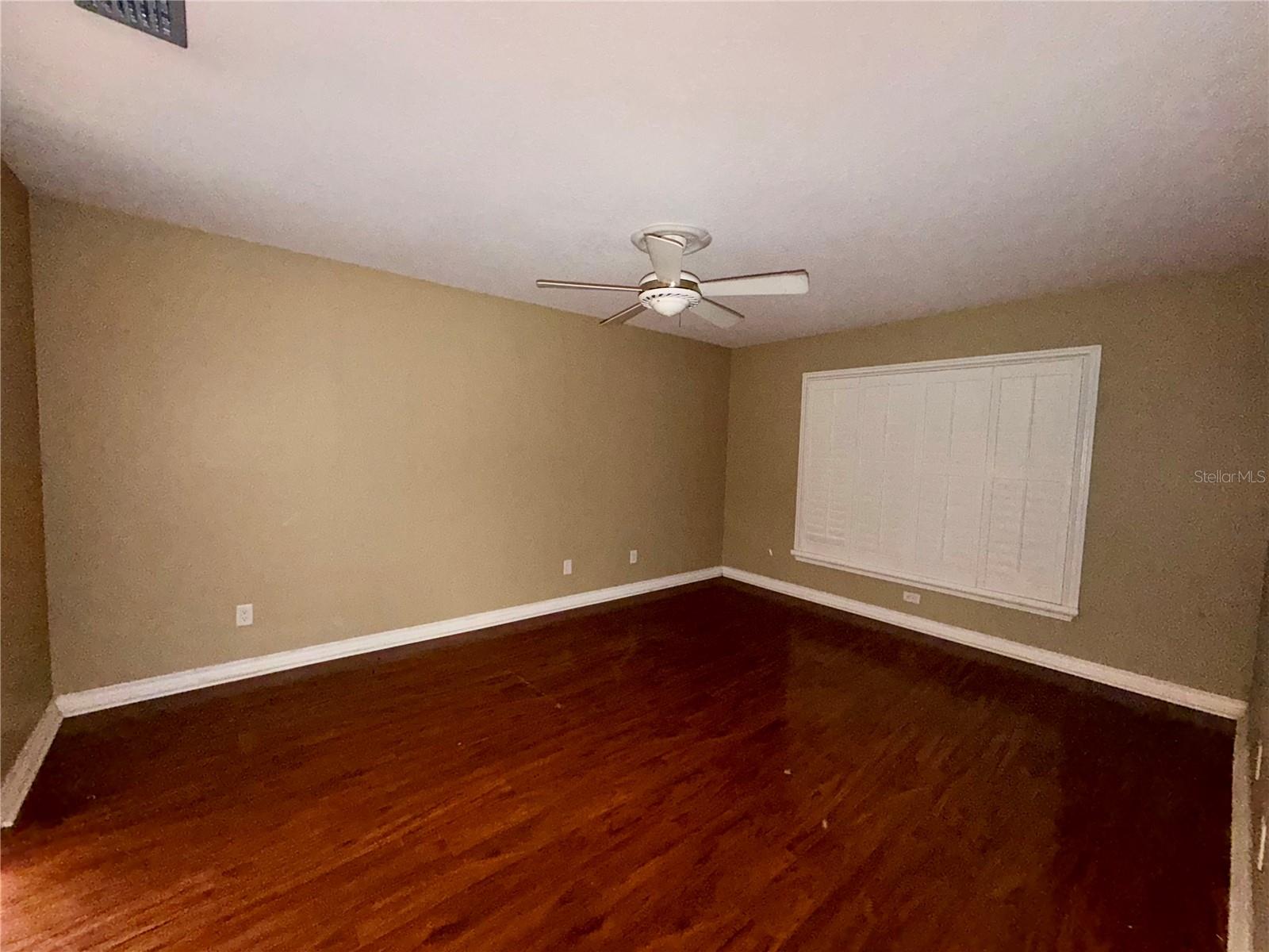 BAY PORT COLONY PH III UN 2-C - Residential