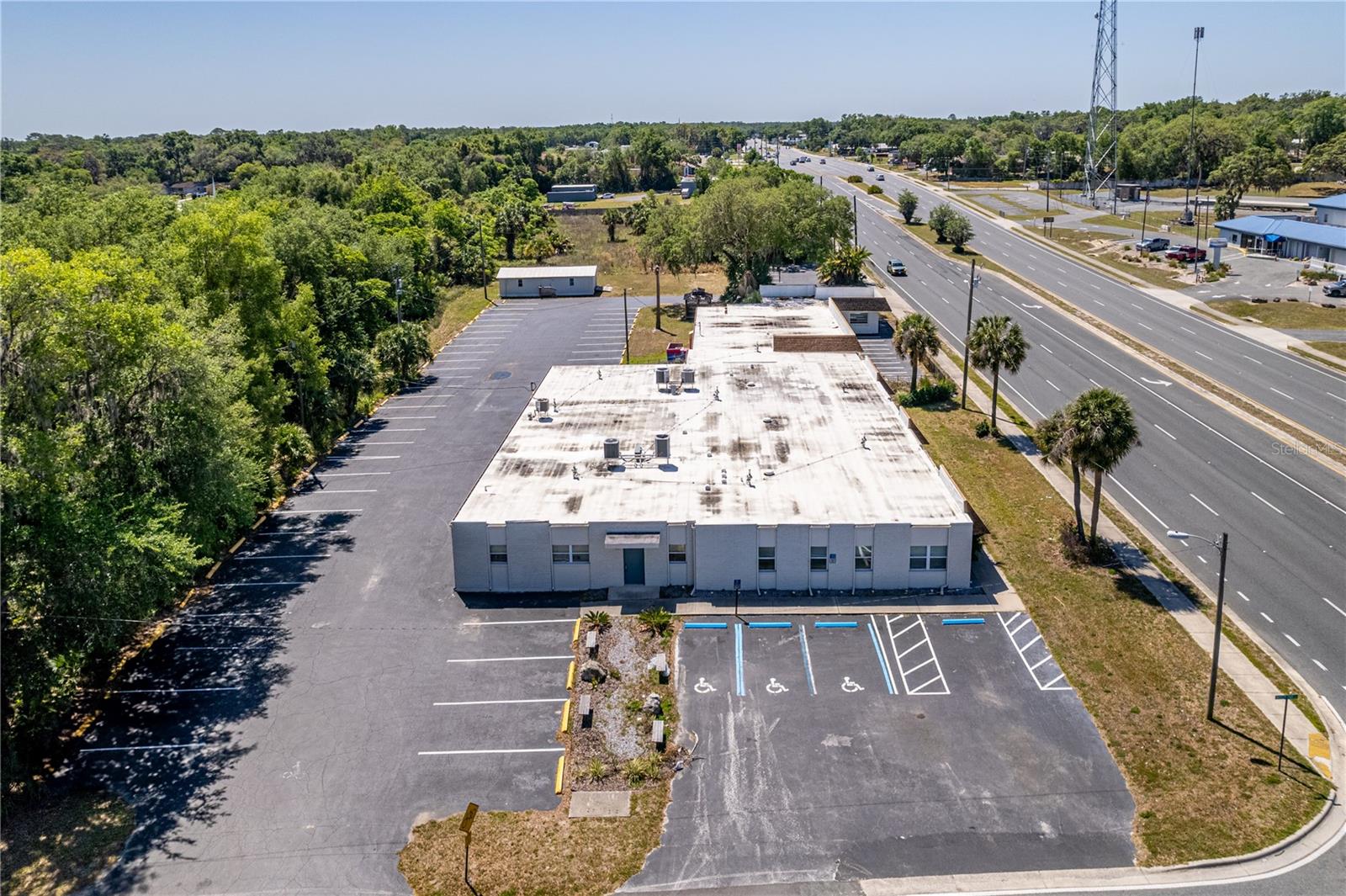 LAKESIDE PARK UNREC - Commercial Sale