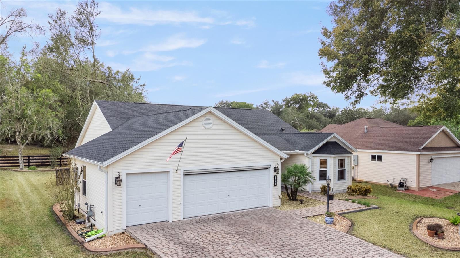 VILLAGES/LADY LAKE UN #24 - Residential