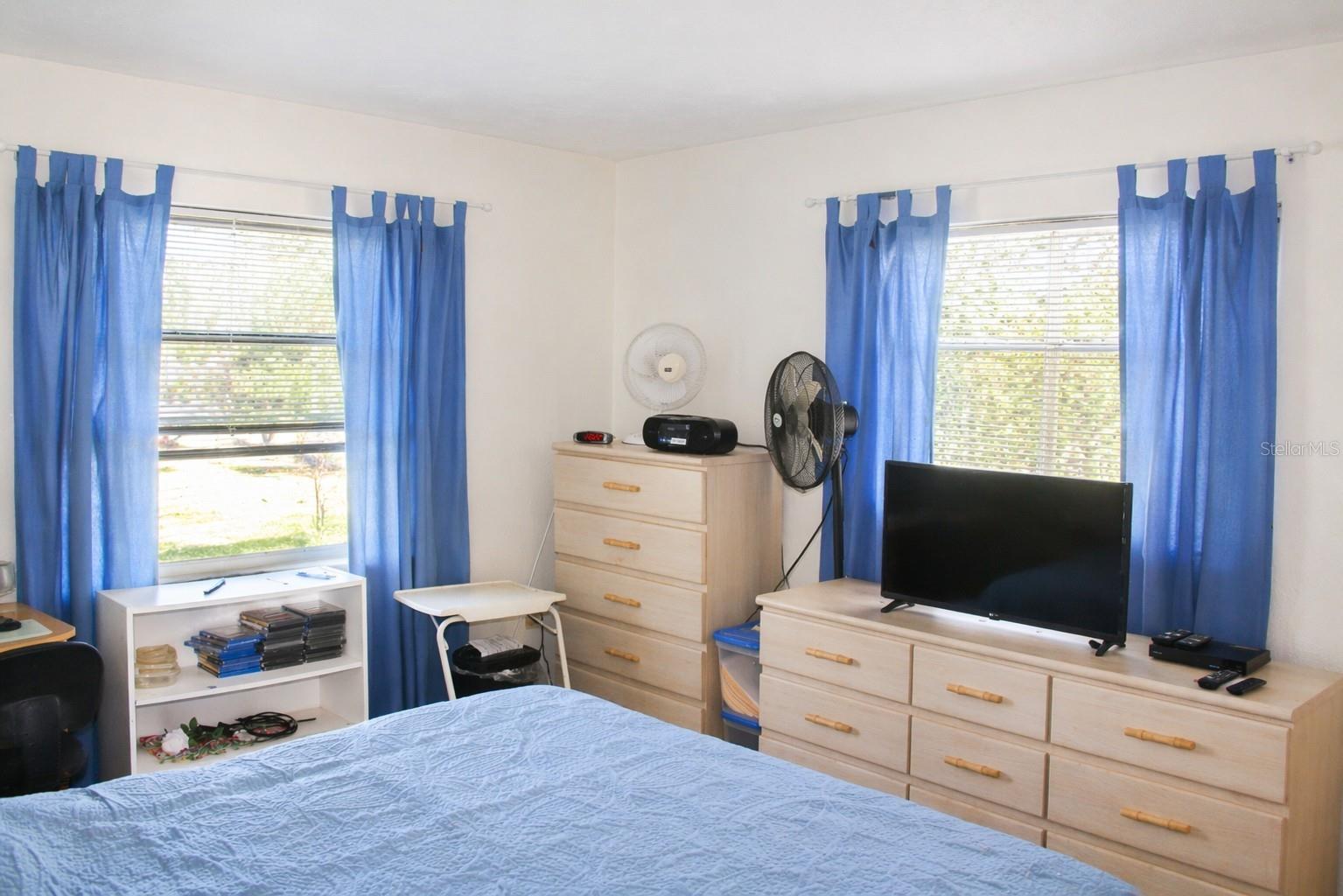 VENICE GARDENS - Residential
