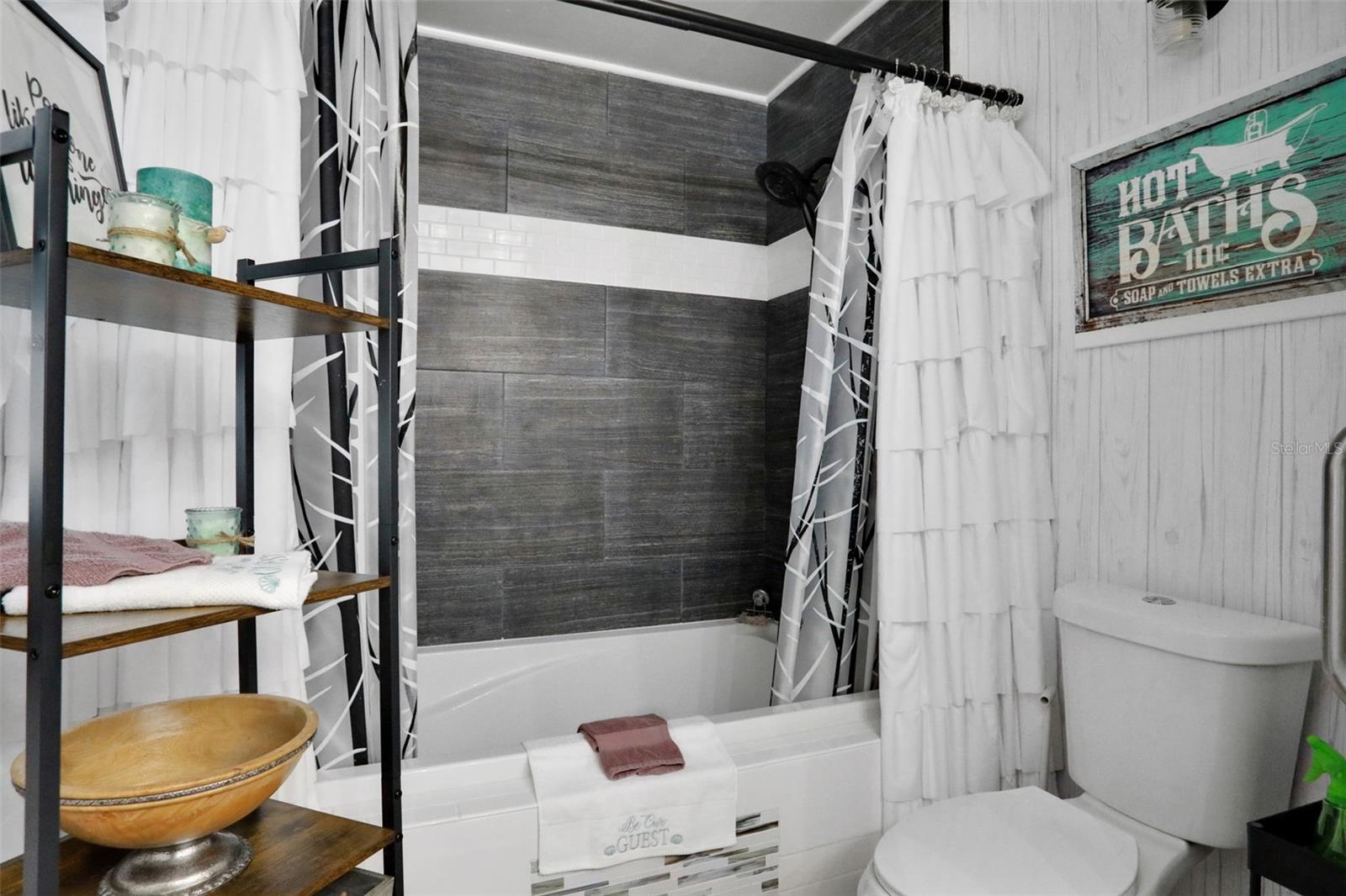 LOT 11, BLOCK 35 PALM COAST, MAP OF WYNNFIELD, SEC - Residential