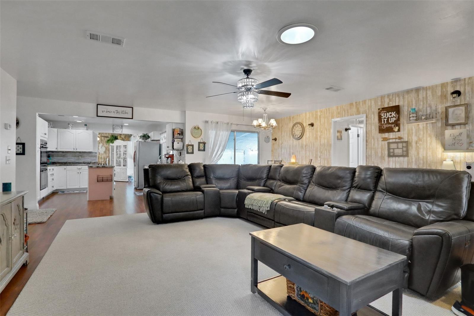 LOT 11, BLOCK 35 PALM COAST, MAP OF WYNNFIELD, SEC - Residential