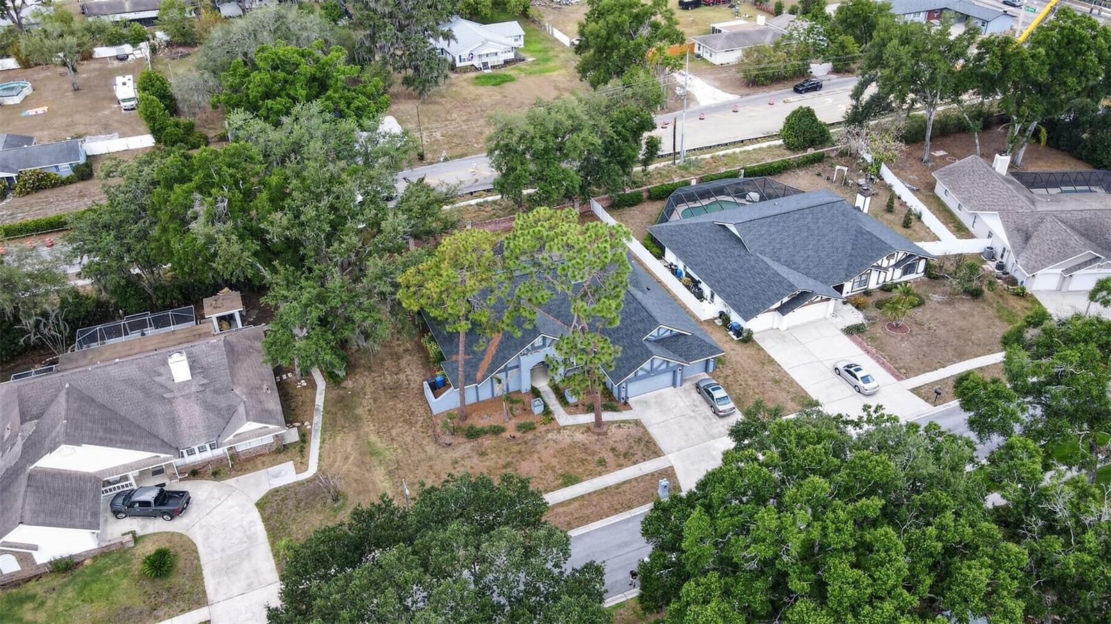 BARRINGTON OAKS EAST - Residential