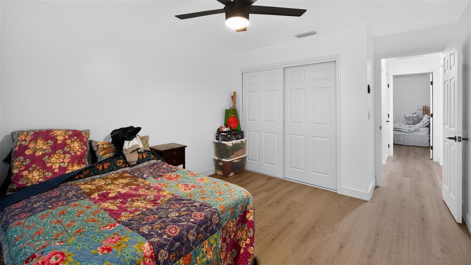 BARRINGTON OAKS EAST - Residential