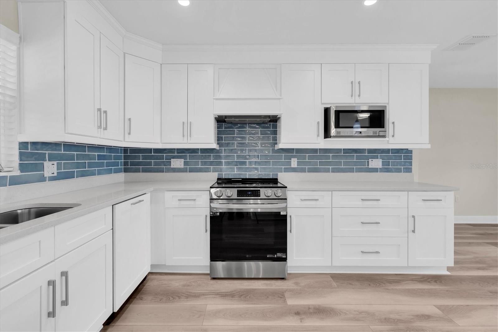 SHORE ACRES BUTTERFLY LAKE REP - Residential