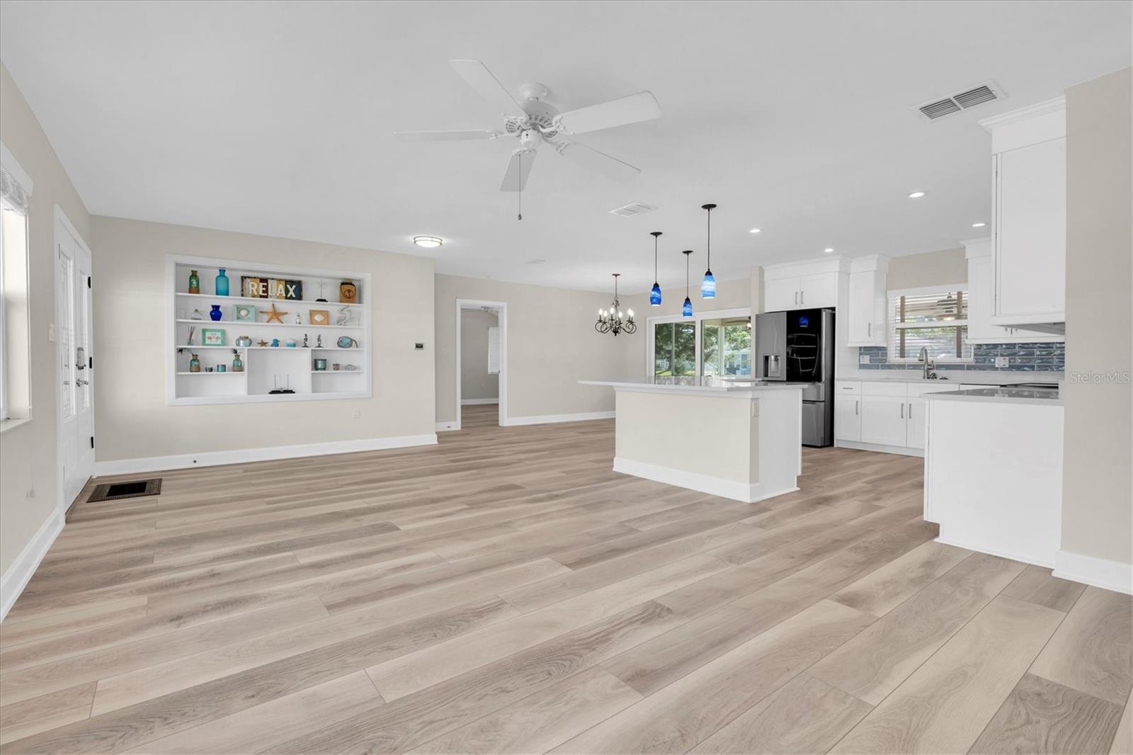 SHORE ACRES BUTTERFLY LAKE REP - Residential