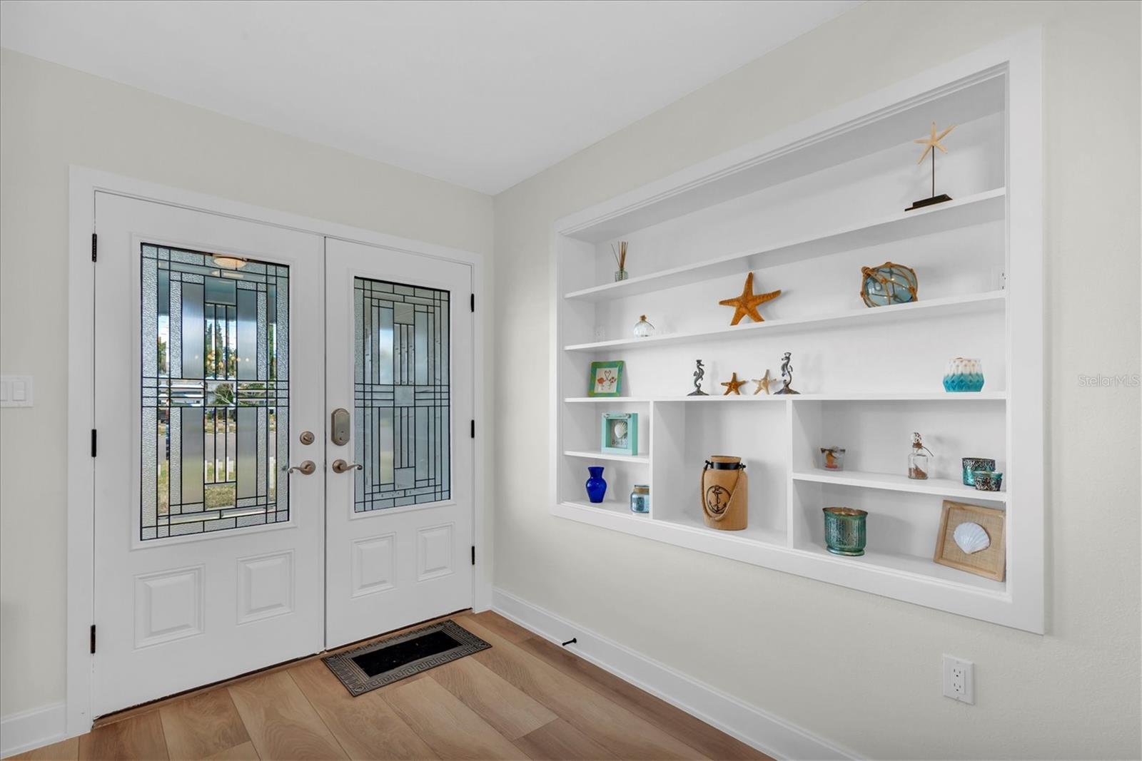 4812 VENETIAN PLACE NE