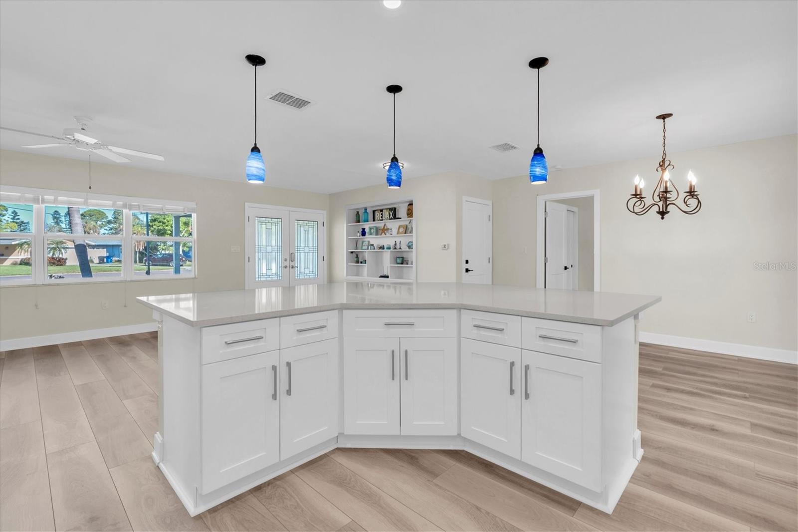 SHORE ACRES BUTTERFLY LAKE REP - Residential