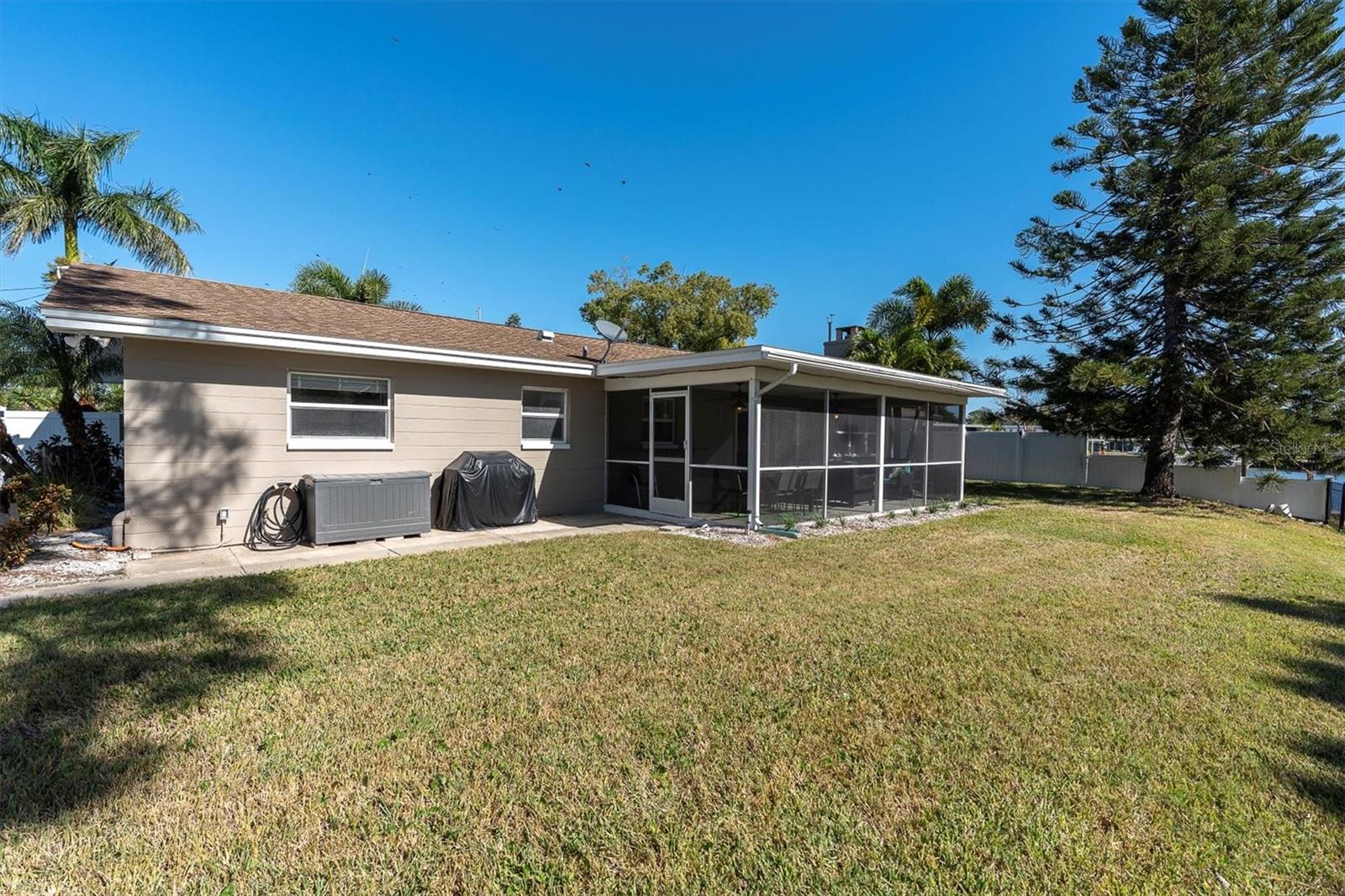 SHORE ACRES BUTTERFLY LAKE REP - Residential