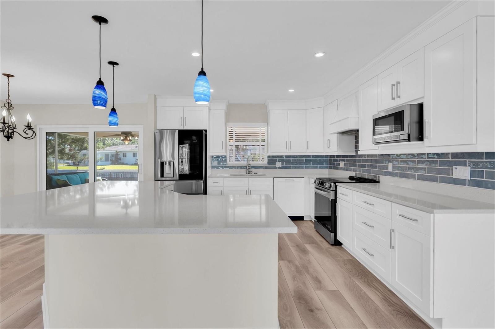 SHORE ACRES BUTTERFLY LAKE REP - Residential