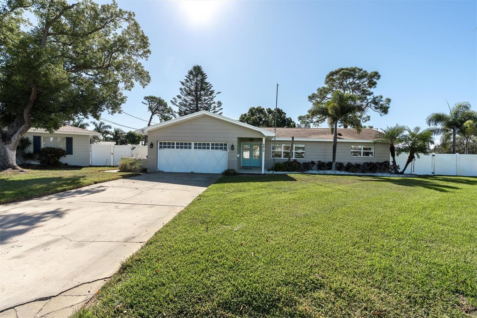 SHORE ACRES BUTTERFLY LAKE REP - Residential