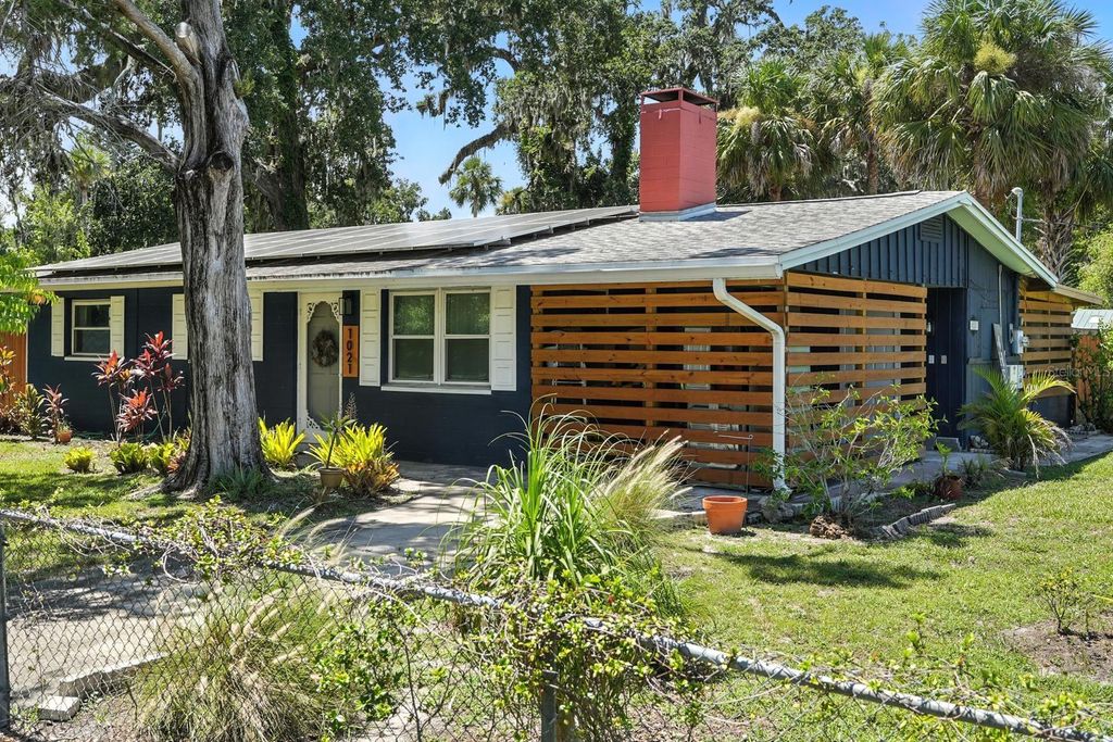 Photo of 1021 Herbert Street, Port Orange, FL 32129 (MLS # V4944028)