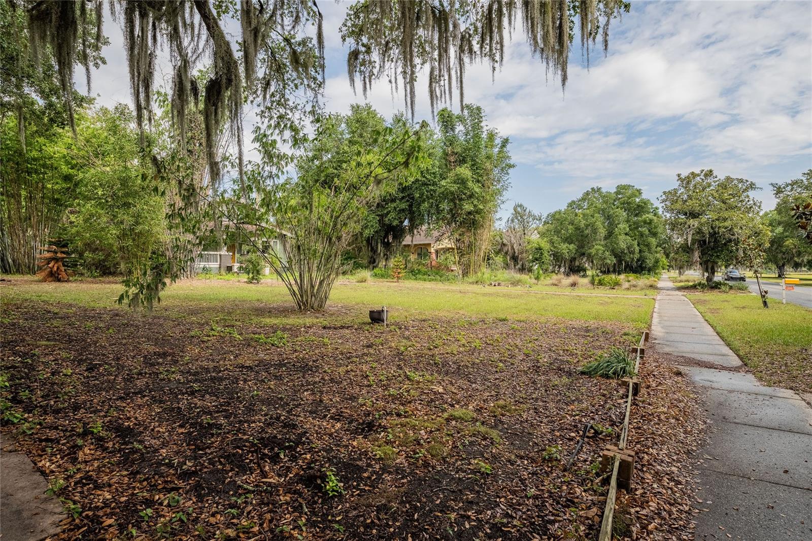 LAKE WALES - Residential