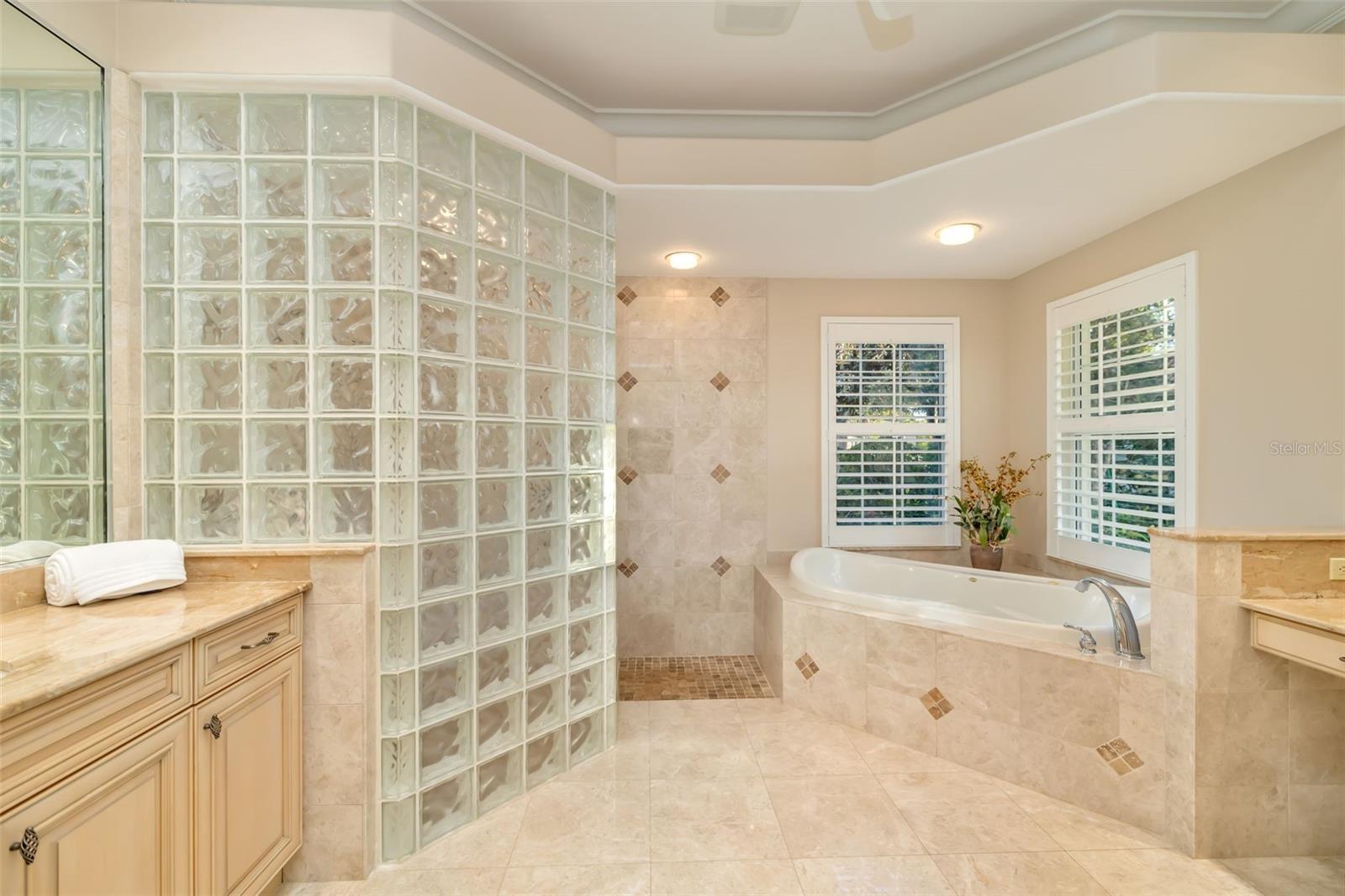 LAKEWOOD RANCH COUNTRY CLUB VILLAGE U&X - Residential