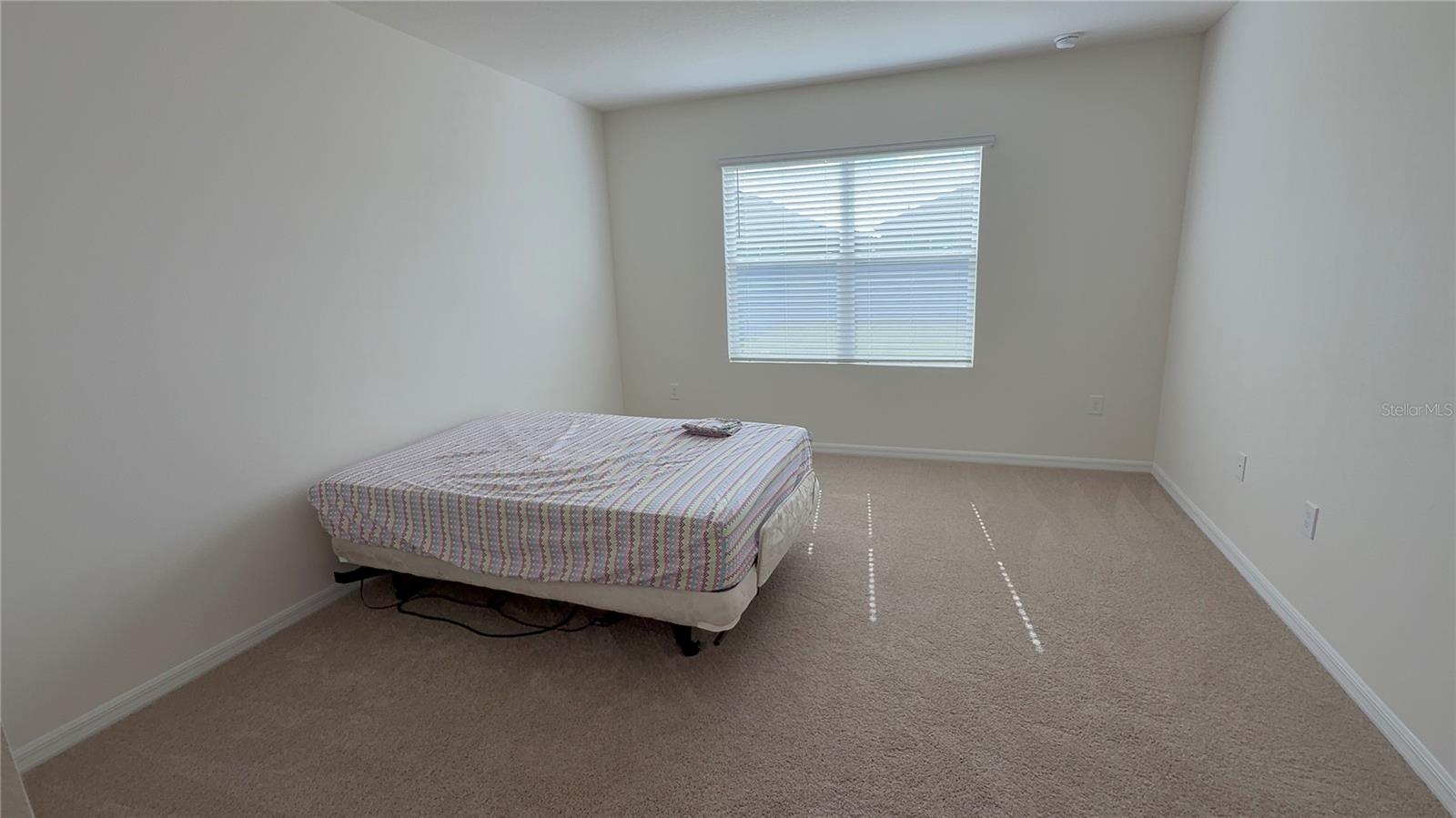 TAYLOR GRVS - Residential Lease