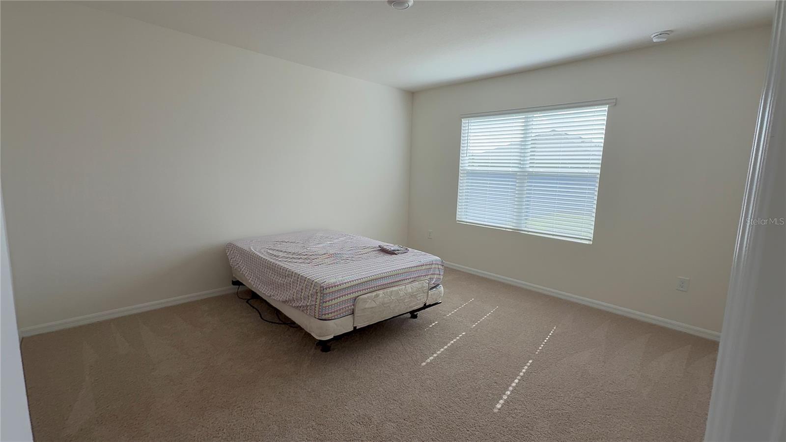 TAYLOR GRVS - Residential Lease