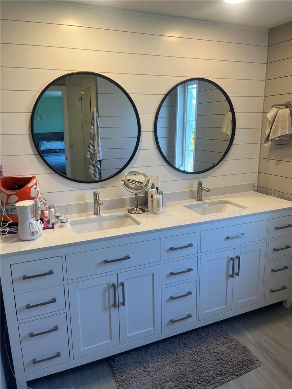 Photo of 24 Oakwood Drive N #24, Englewood, FL 34223 (MLS # O6341594)