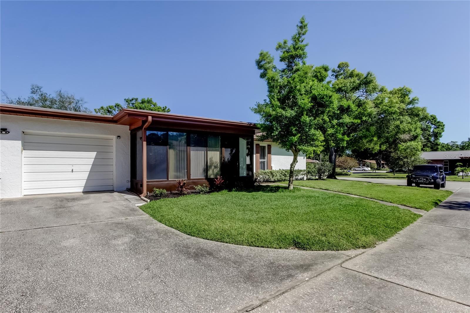 2380 SHELLY DRIVE B