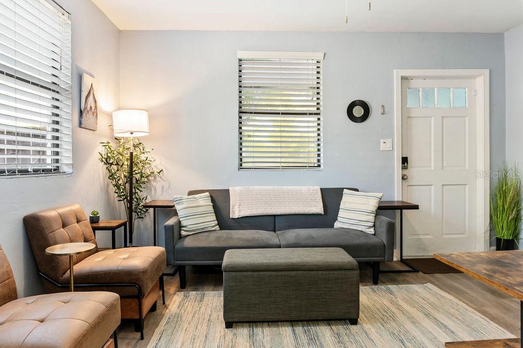 INGLESIDE PB - Residential