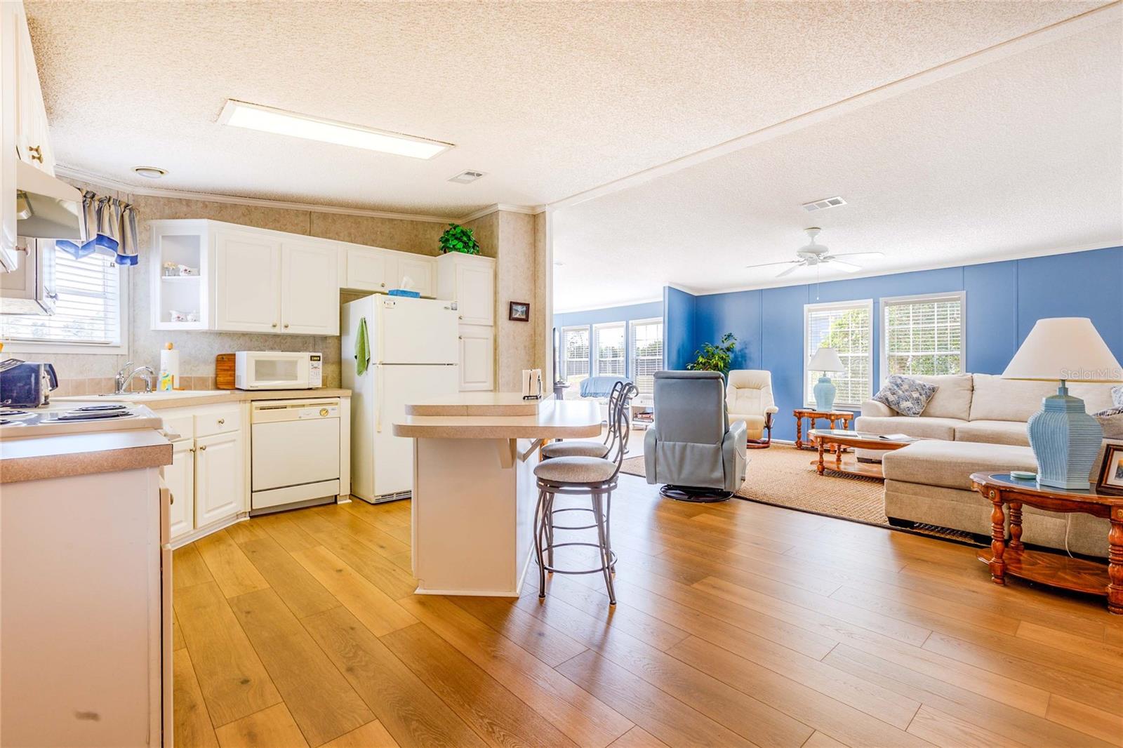 MAPLE LEAF ESTATES - Residential