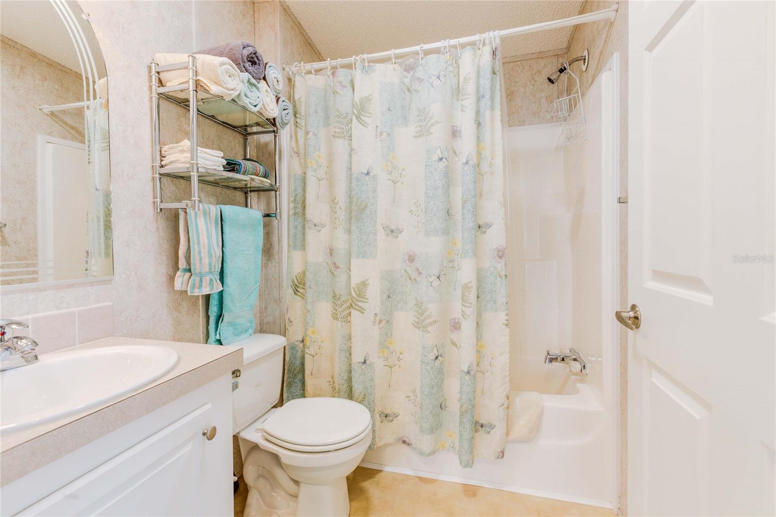 MAPLE LEAF ESTATES - Residential