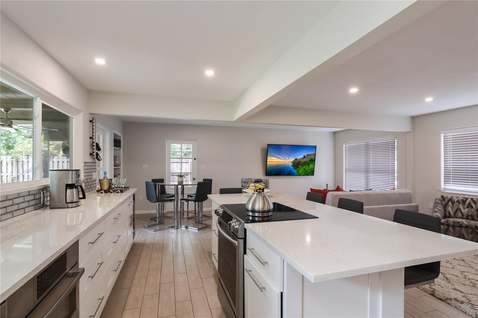 HOMELANDS DEV CORP SUB - Residential Lease