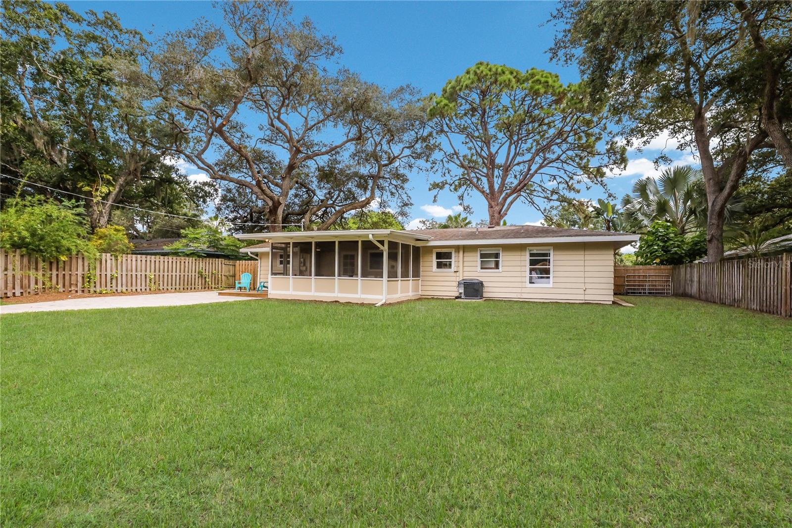 HOMELANDS DEV CORP SUB - Residential Lease