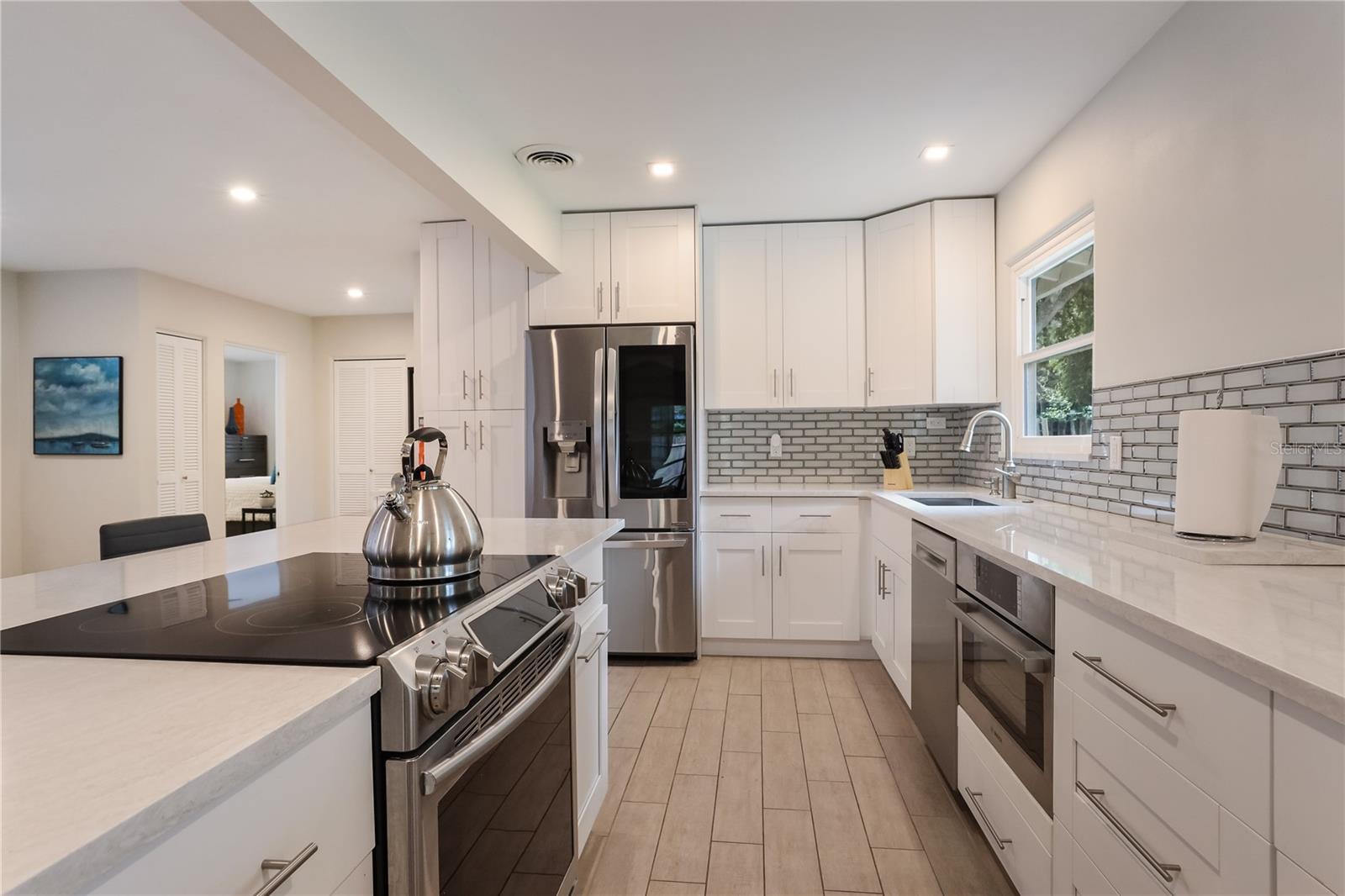 HOMELANDS DEV CORP SUB - Residential Lease