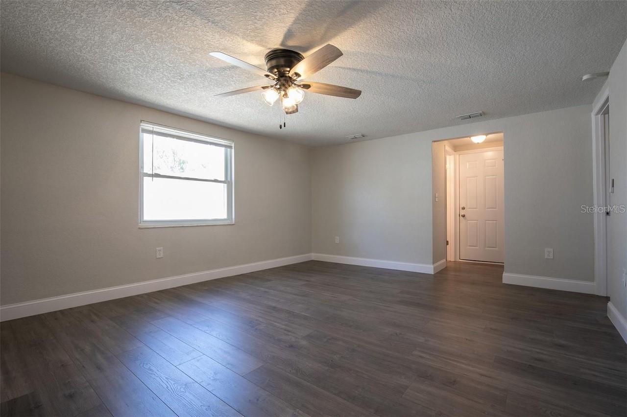 EMBASSY HILLS - Residential