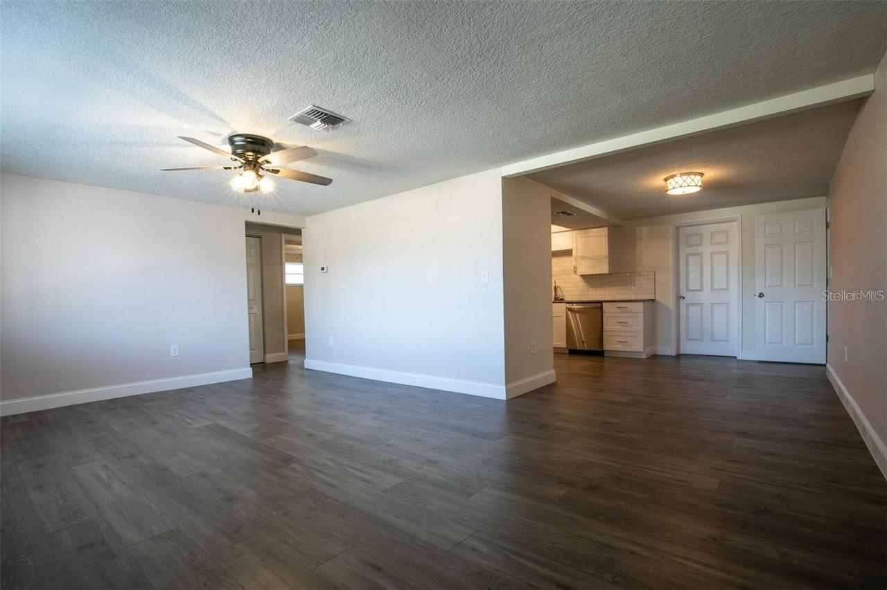 EMBASSY HILLS - Residential