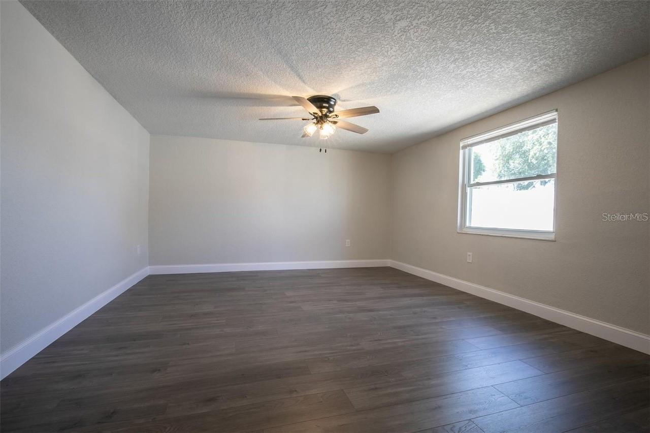 EMBASSY HILLS - Residential