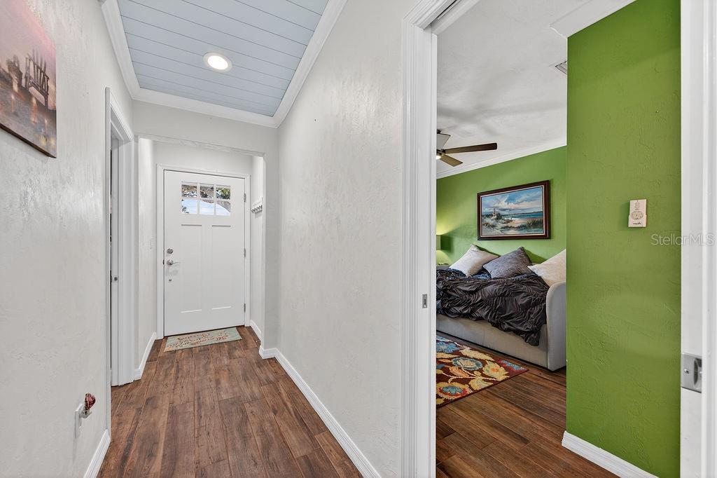 LIGHTHOUSE SHORES - Residential