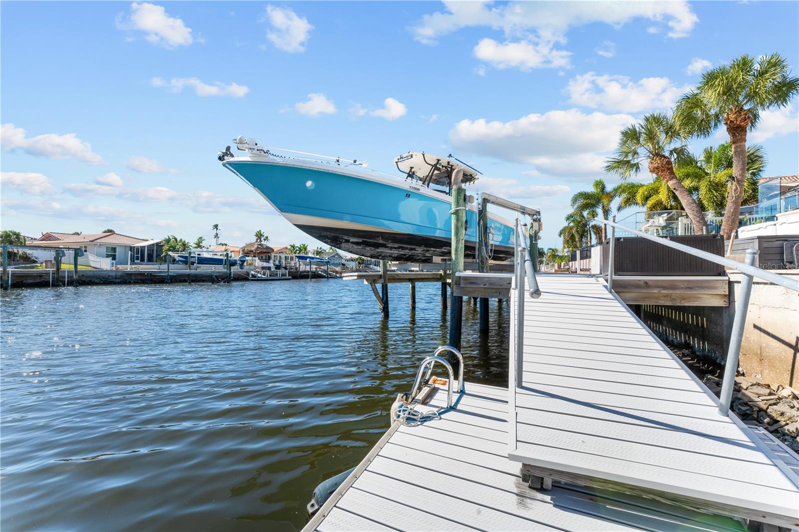 FLOR A MAR - Residential