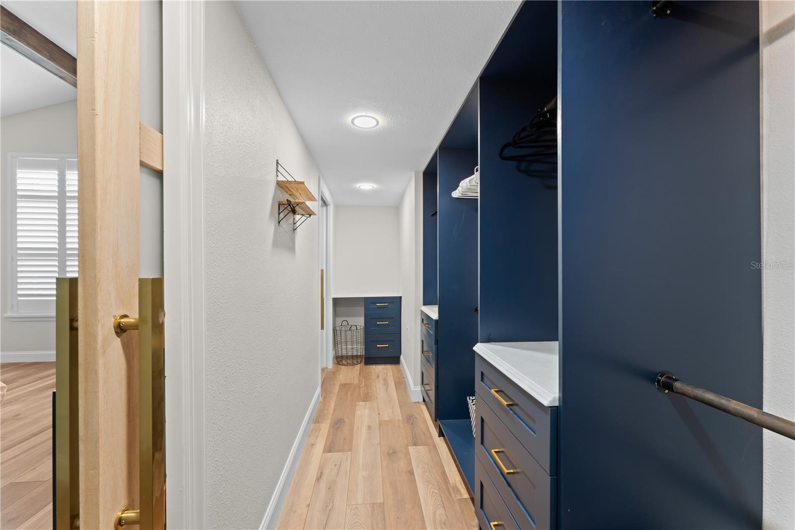 FLOR A MAR - Residential