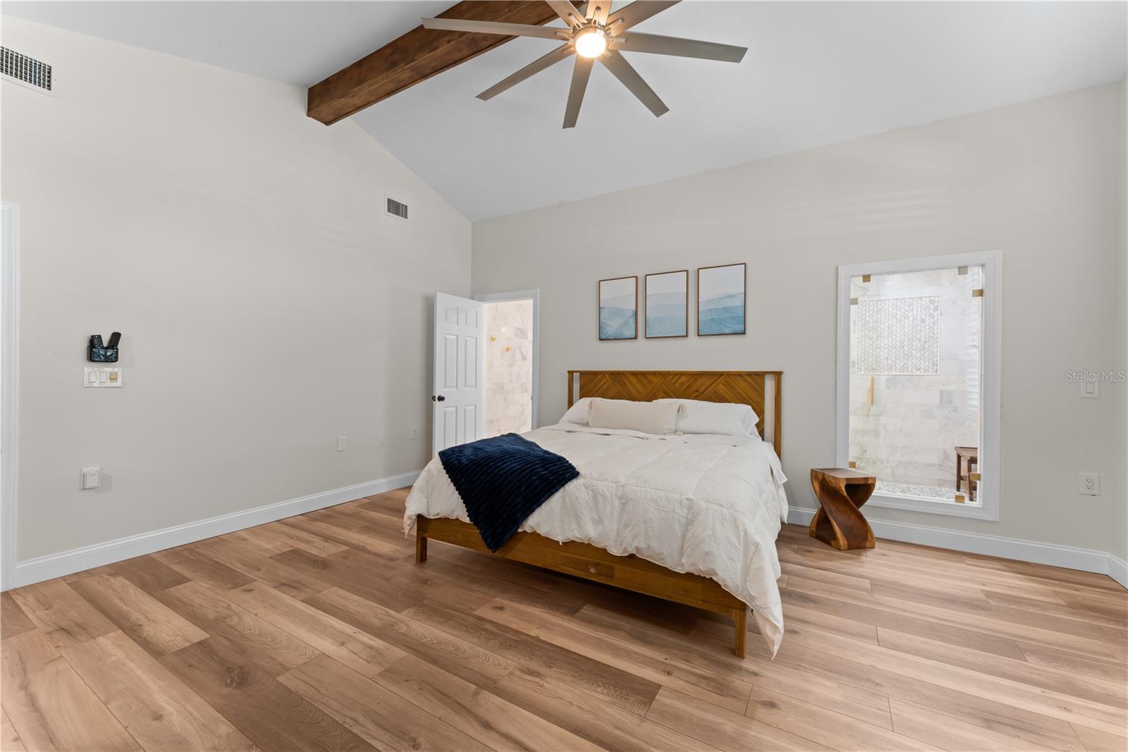 FLOR A MAR - Residential