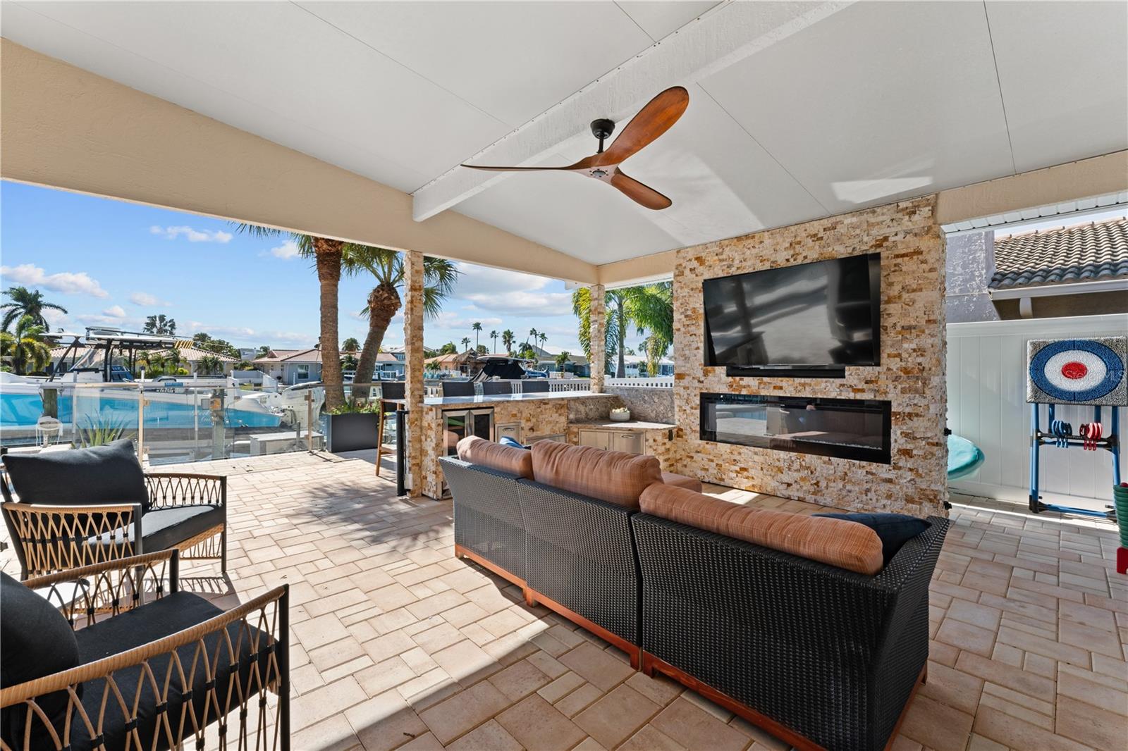 FLOR A MAR - Residential