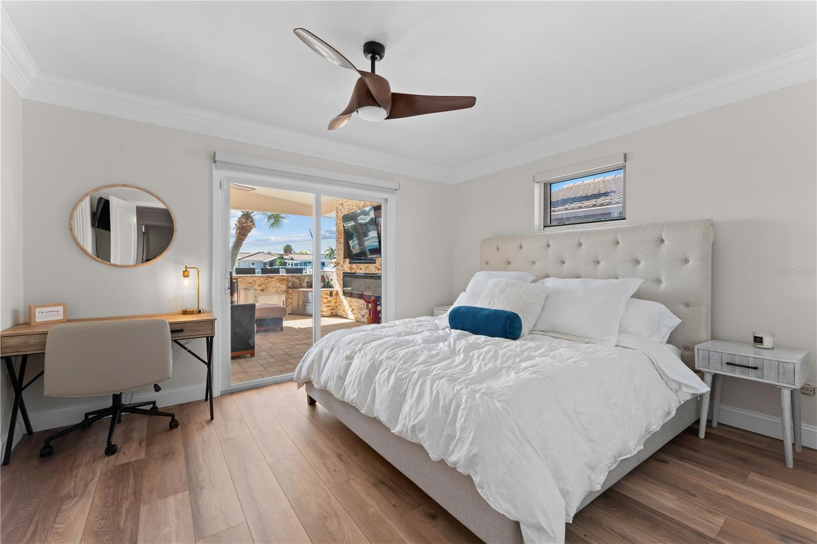 FLOR A MAR - Residential