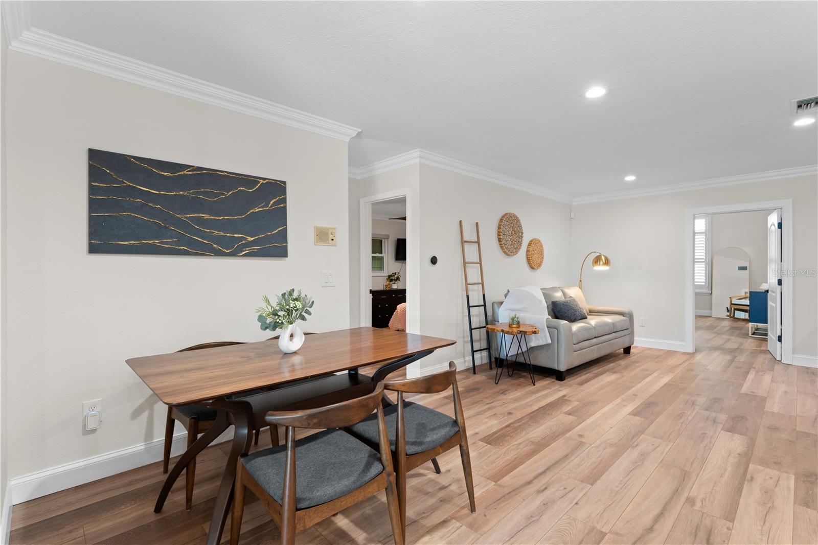 FLOR A MAR - Residential