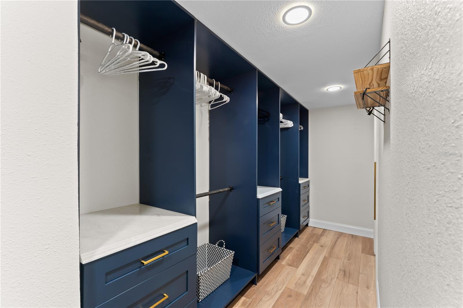 FLOR A MAR - Residential