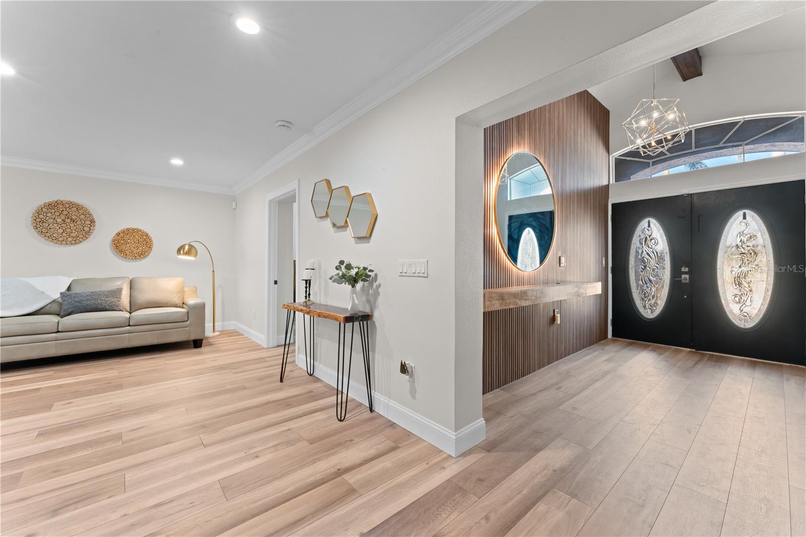 FLOR A MAR - Residential