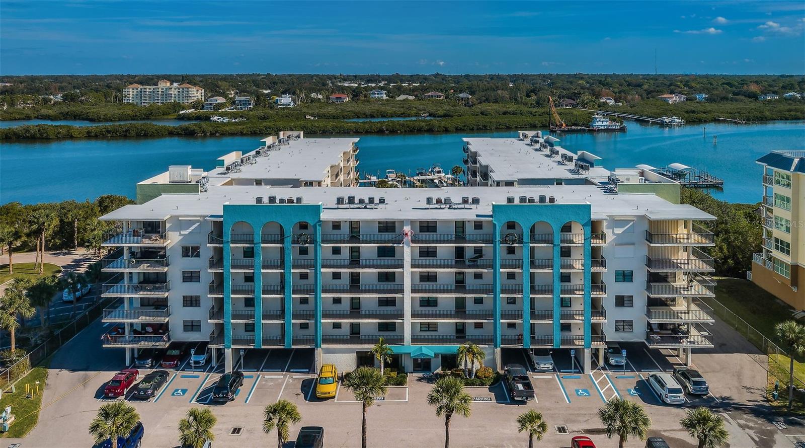 19531 GULF BOULEVARD 604