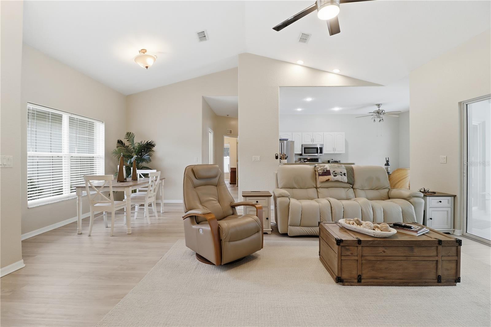 CINNAMON RIDGE UNIT 04 PH 01 - Residential