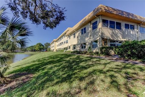 Photo of 3850 13th Avenue N #105, St Petersburg, FL 33713 (MLS # TB8450234)