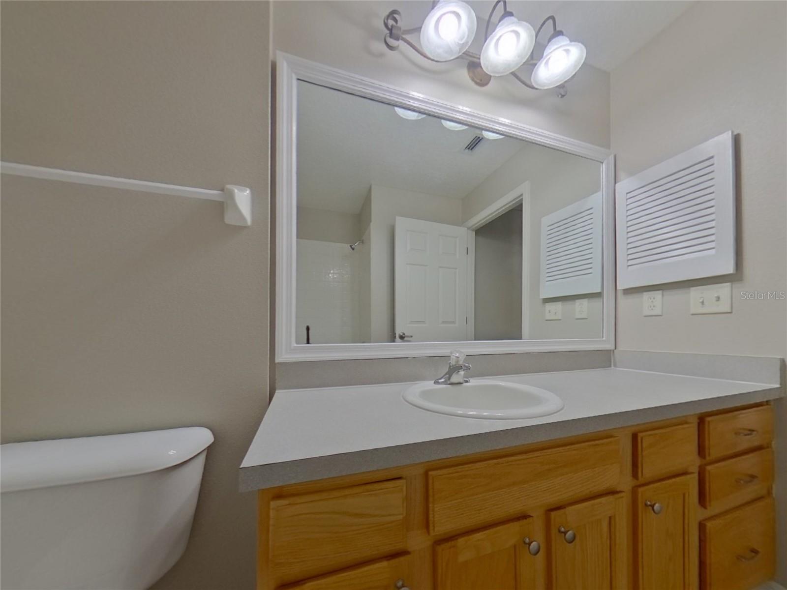 TAVARES GROVES AT BAYTREE PH 02 LT 71 PB - Residential Lease