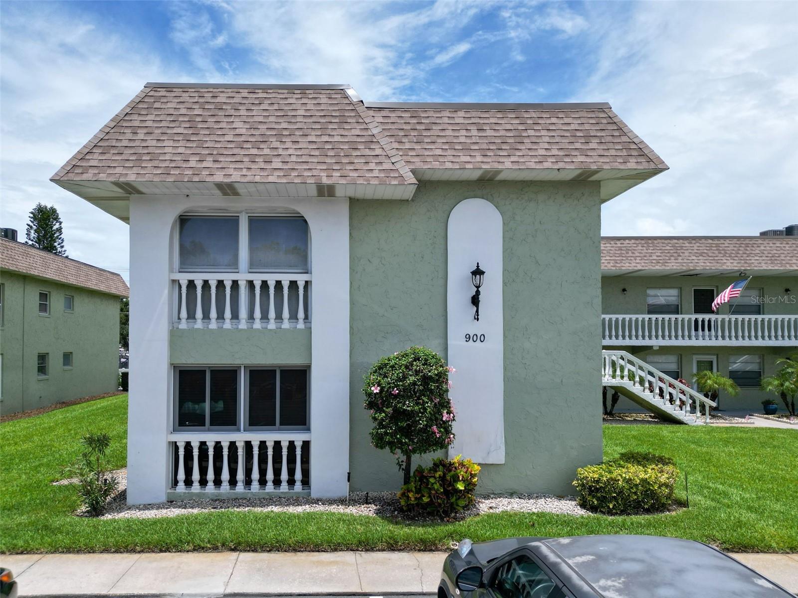 Beautiful Ground-Floor Condo in Sought-After 55+ Green Dolphin Community!
Welcome to this move-in ready 2-bedroom, 2-bathroom condo located on the ground floor of the vibrant Green Dolphin 55+ community in Tarpon Springs! This beautifully updated home features a modern kitchen, brand-new AC, and an ideal layout designed for comfort and convenience.
Step outside and enjoy an incredible array of resort-style amenities—including a large heated pool, tennis courts, shuffleboard, and a clubhouse complete with a fitness center, billiards room, darts, library/game room, and a full kitchen. It’s the perfect setting for active living and socializing with neighbors.
Nestled right next to the Tarpon Springs Golf Course, this location puts you minutes from the famous Sponge Docks, Fred Howard and Sunset Beaches, local parks, waterfront dining, and a vibrant calendar of festivals, art shows, concerts, and events. Enjoy strolling the charming brick-lined streets of historic downtown Tarpon Springs, filled with antique shops, galleries, and unique boutiques.
Outdoor enthusiasts will love the nearby Pinellas Trail, a 50+ mile paved path ideal for biking, walking, and jogging. You’re also just a short drive to Clearwater Beach, Honeymoon Island, and the quaint towns of Dunedin, Palm Harbor, and Safety Harbor.