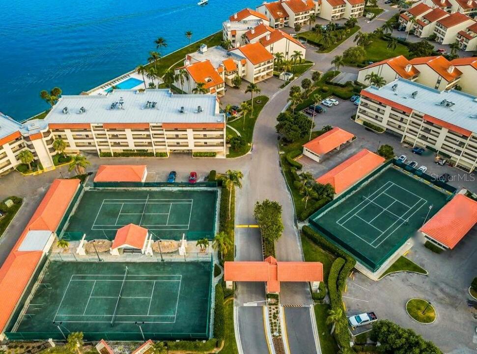 VILLAGE AT TIERRA VERDE CONDO - Residential