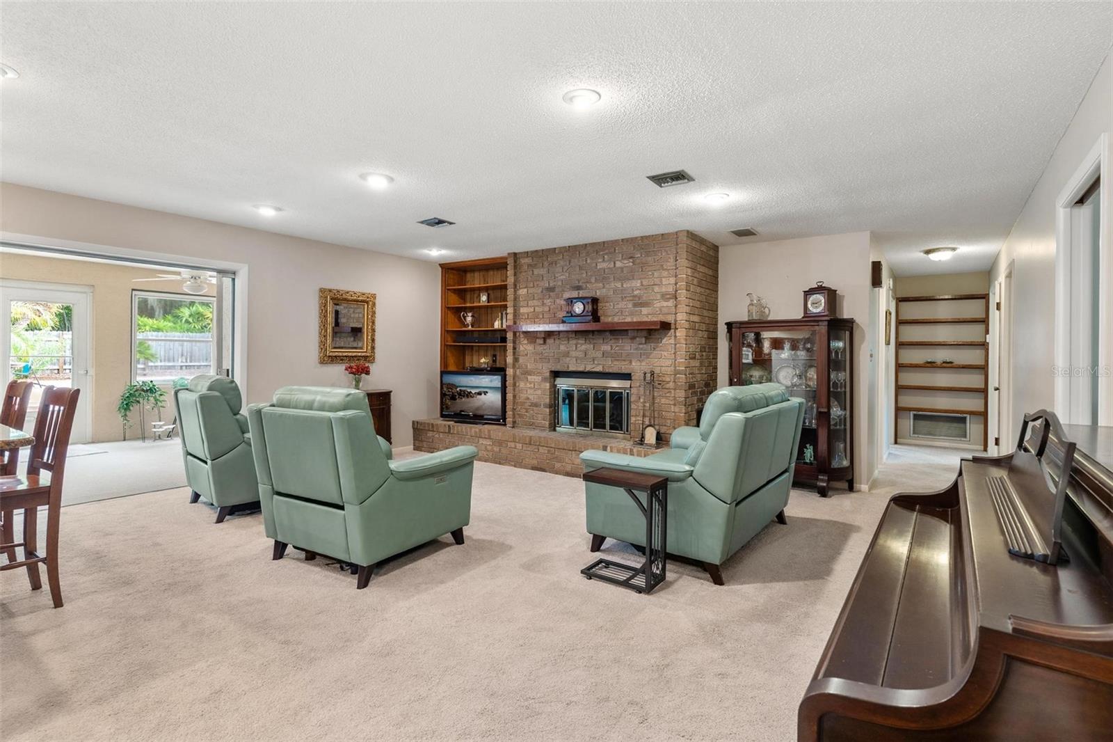 CEDAR PARK - Residential