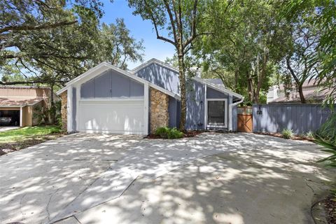 A home in LONGWOOD