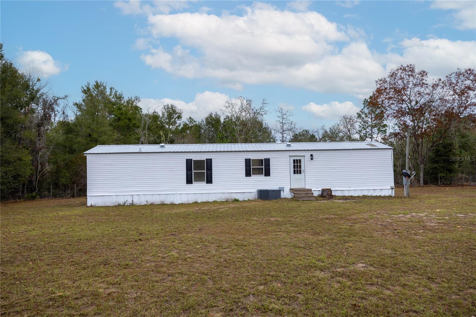 UNIVERSITY OAKS - Residential