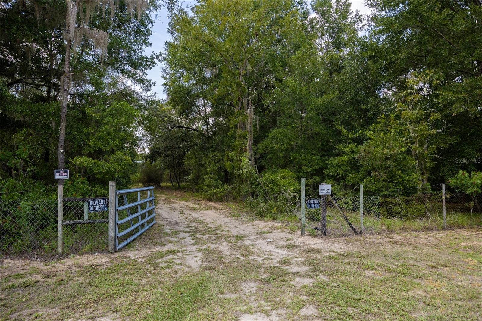 UNIVERSITY OAKS - Residential